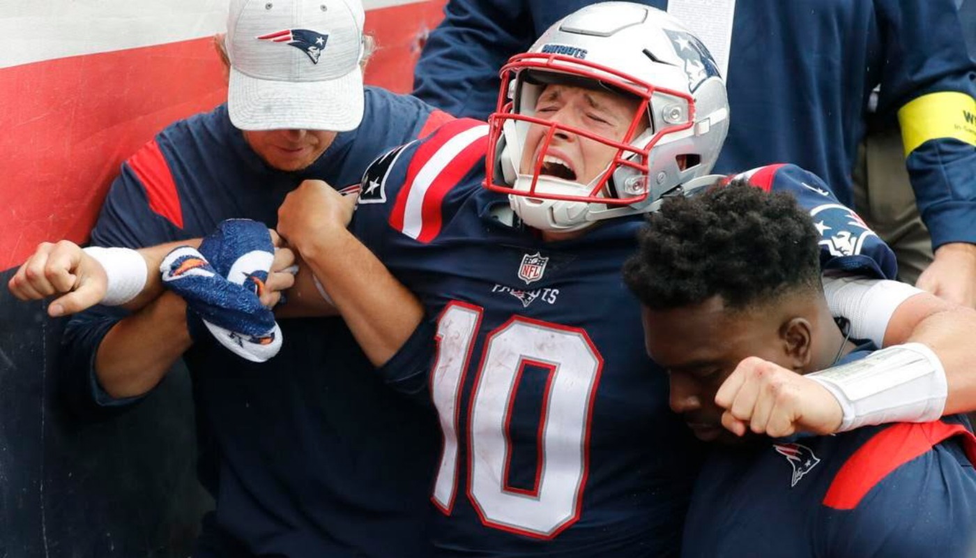 QB Mac Jones. (Foto: AP)