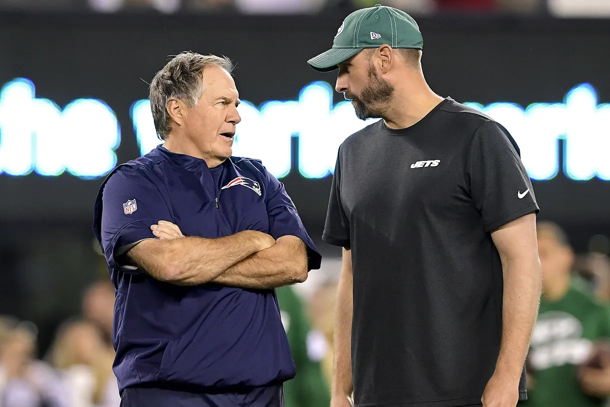 Bill Belichick y Adam Gase. (Foto: Getty Images)