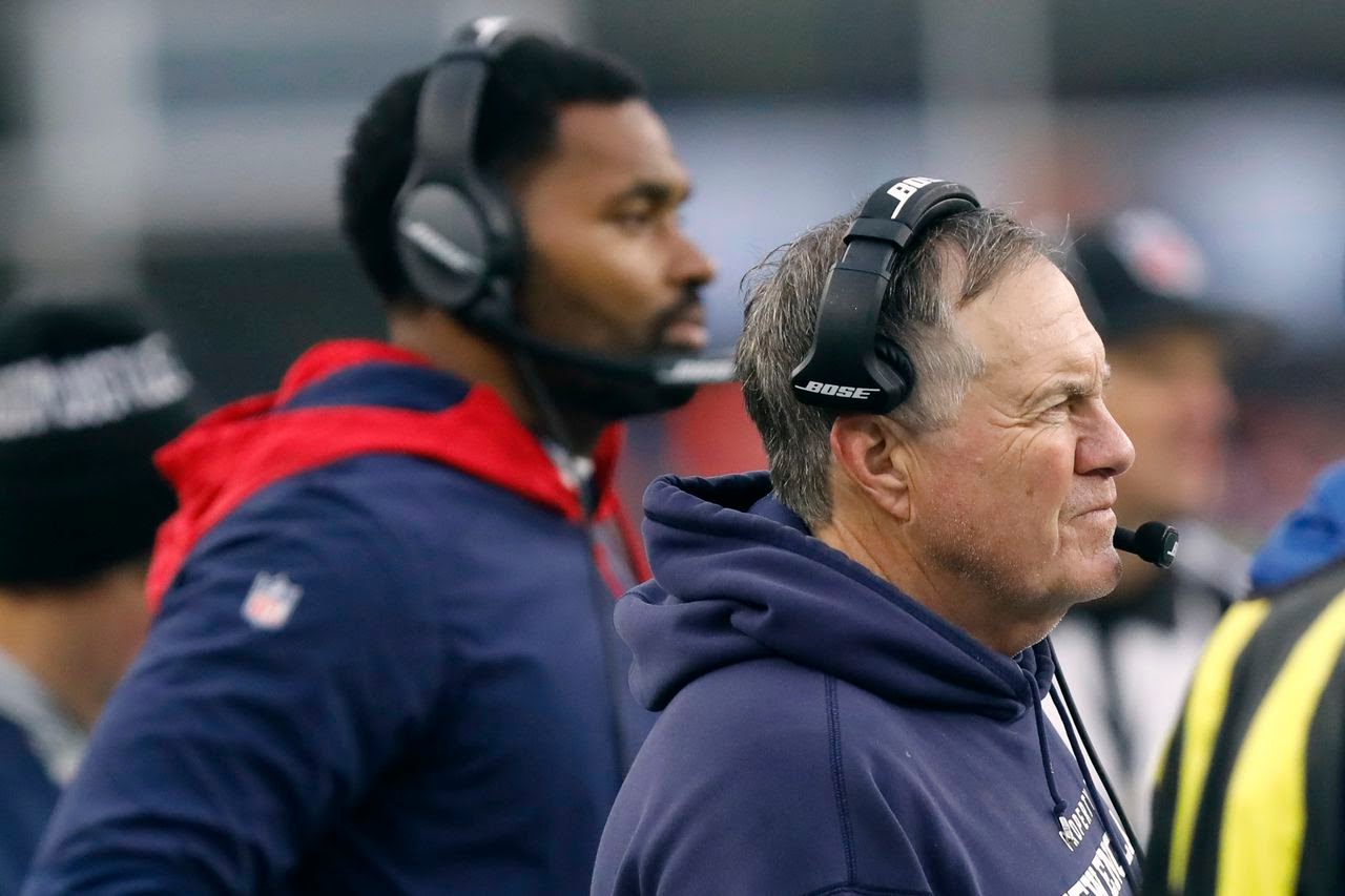 Jerod Mayo junto a Bill Belichick en el staff de los Patriots. (Foto: Getty Images)