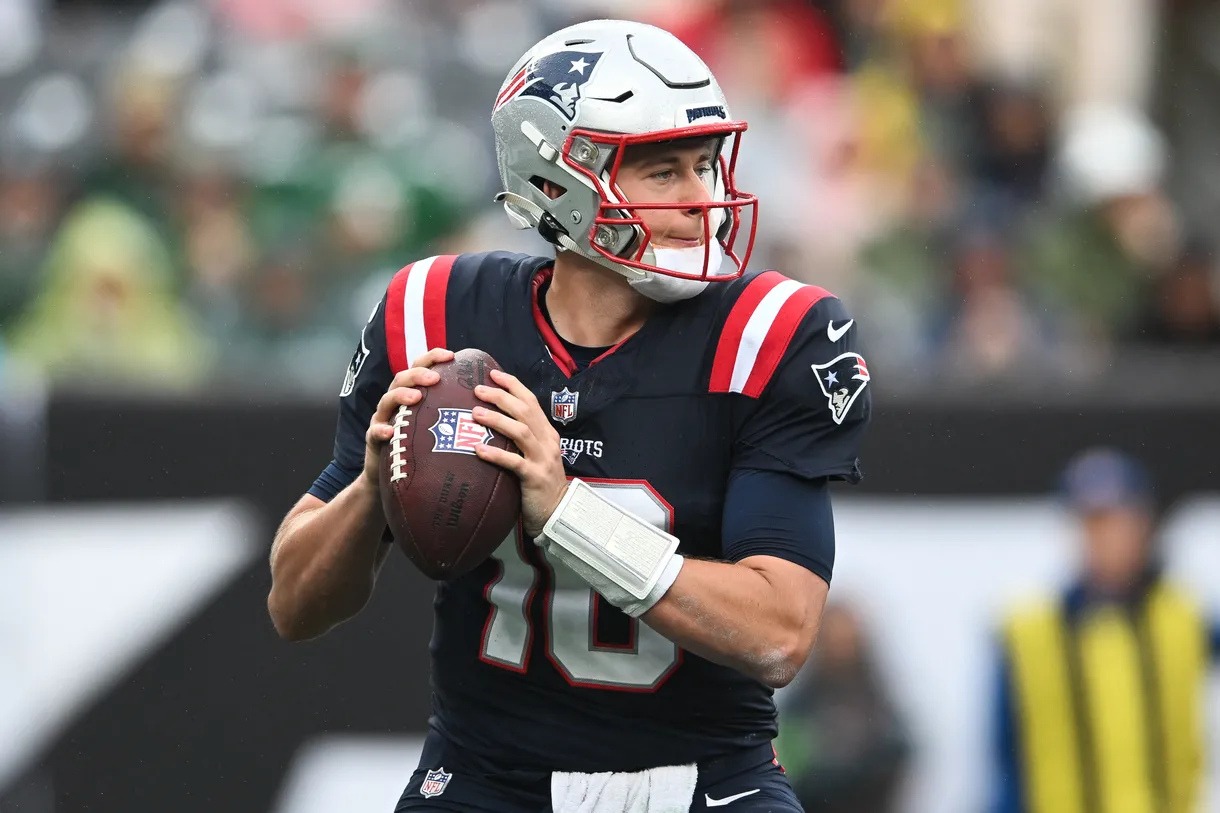 QB Mac Jones. (Foto: Getty Images)