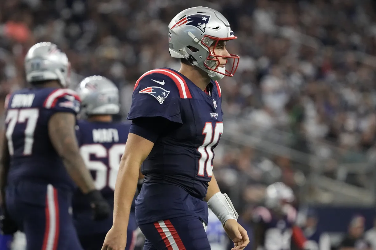 QB Mac Jones. (Foto: Getty Images)